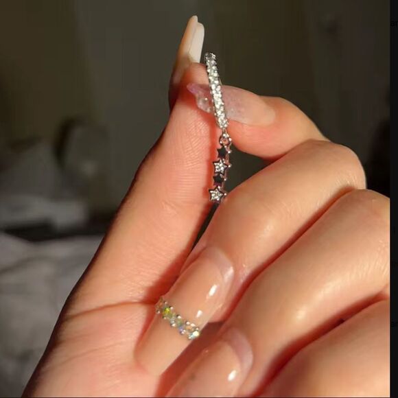 ⭐️Dainty Sparkling Silver Star C Hoop Dangle Drop Earrings - Picture 12 of 15